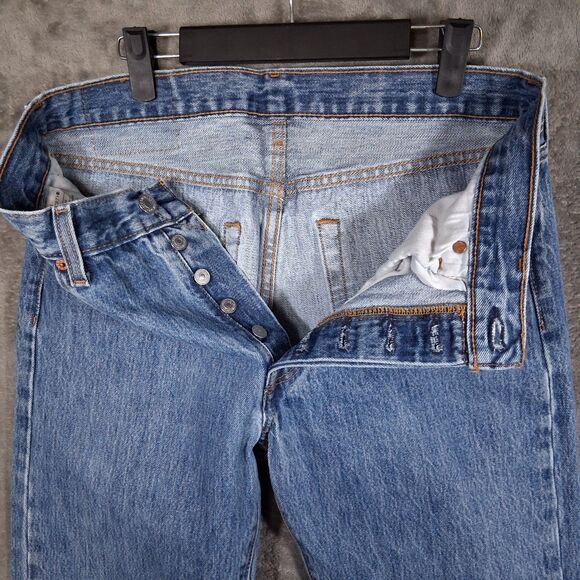 Levis 501xx Mens Original Fit Medium Stone Wash Size 32x32 Inseam 31 - Picture 6 of 8